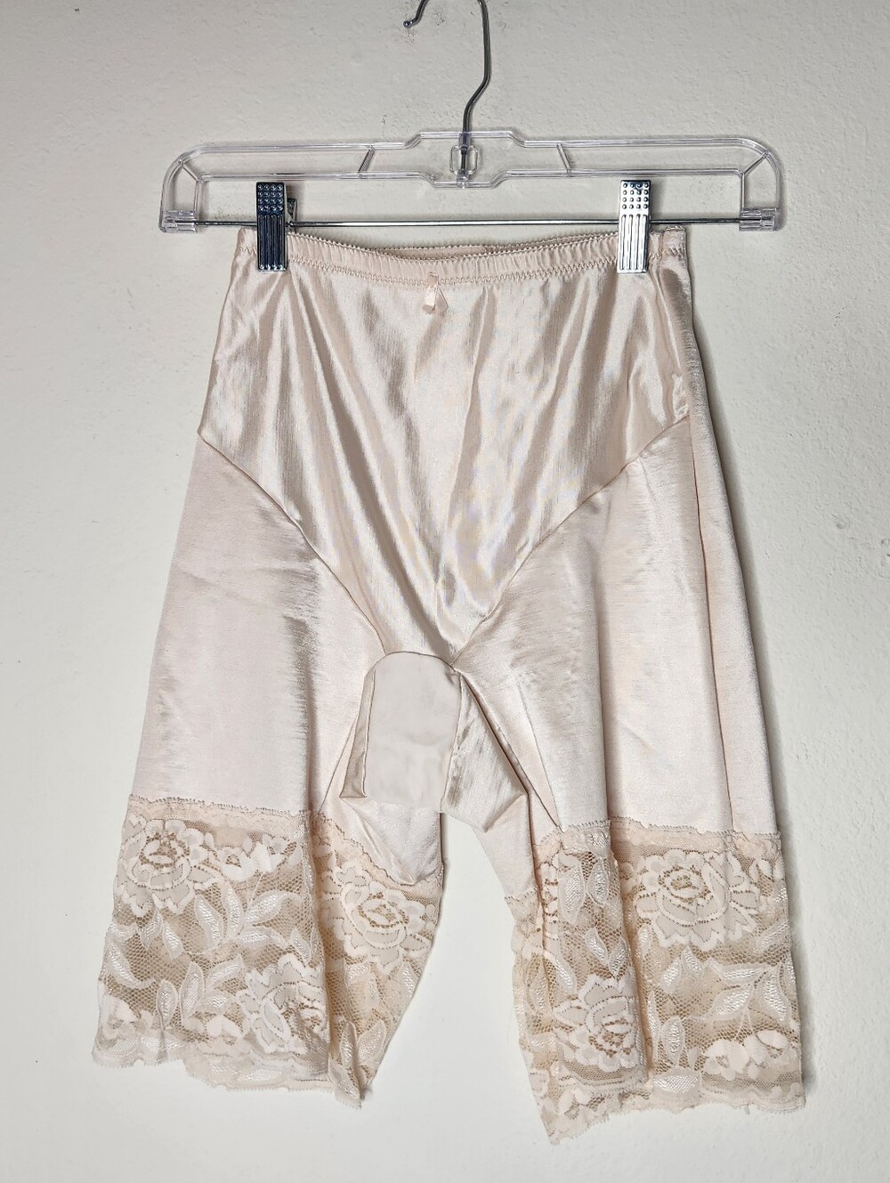 Vintage Simlook By Smoothie Womens S/M Beige Shapewear Lingerie Lace Trim